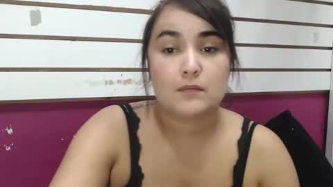 Snapshot of sarayx chatting on January 8, 2026, 4:53 pm mery online show from January 8, 2026, 4:53 pm