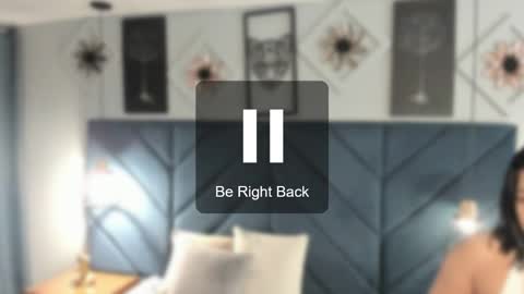 Sara  online show from November 30, 2025, 4:05 am