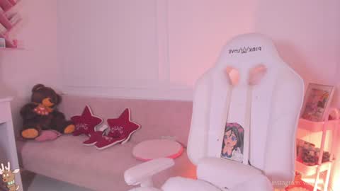 Sara  online show from December 7, 2024, 3:58 am