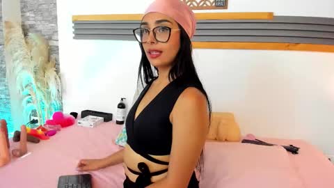 Snapshot of saritalove_ chatting on March 14, 2026, 1:55 am Sara online show from March 14, 2026, 1:55 am