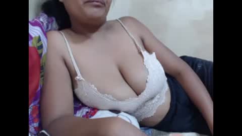 Snapshot of saronette chatting on January 11, 2025, 9:47 am saronette online show from January 11, 2025, 9:47 am