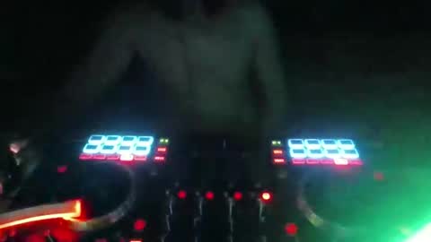 Snapshot of sasch1982h chatting on December 16, 2025, 1:43 am sasch1982h online show from December 16, 2025, 1:43 am