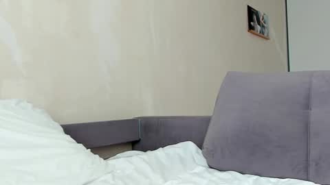 Sasha online show from September 30, 2025, 5:12 am