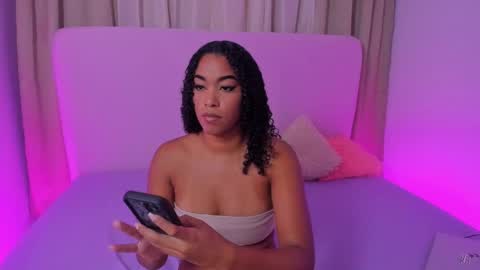 Snapshot of sasha_fox0 chatting on April 13, 2026, 5:35 am emy online show from April 13, 2026, 5:35 am