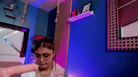 Snapshot of sasha_jagger chatting on February 26, 2026, 3:55 pm Zadbi online show from February 26, 2026, 3:55 pm