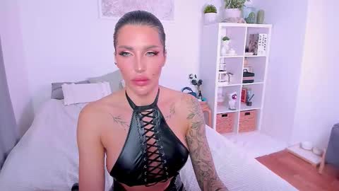 Sasha Miro online show from March 15, 2026, 1:44 am
