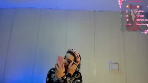 Snapshot of sasha_rivers chatting on July 18, 2026, 7:28 pm Sasha online show from July 18, 2026, 7:28 pm
