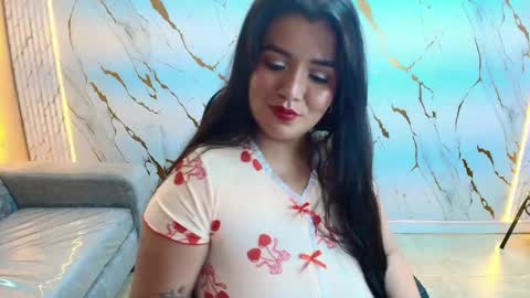 Snapshot of sasha_tf chatting on May 1, 2026, 8:46 pm Sasha online show from May 1, 2026, 8:46 pm