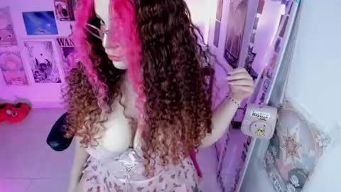 Snapshot of sashaa_love chatting on July 30, 2026, 1:15 am Tattie online show from July 30, 2026, 1:15 am