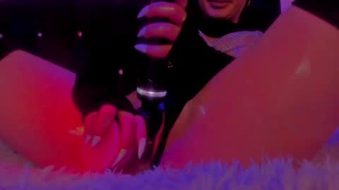 Snapshot of sashachase chatting on January 26, 2025, 1:41 am   Sasha   online show from January 26, 2025, 1:41 am