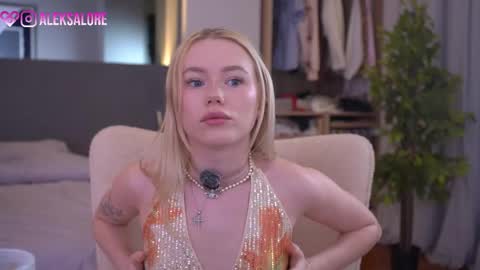 sashalore online show from March 18, 2026, 3:09 am