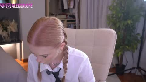 Snapshot of sashalore chatting on May 25, 2026, 3:01 am sashalore online show from May 25, 2026, 3:01 am
