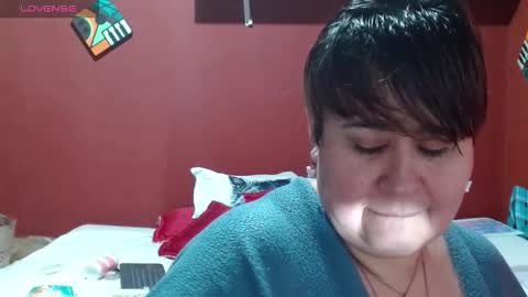 S A S H A R O S E online show from November 23, 2025, 1:22 pm