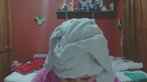 S A S H A R O S E online show from January 9, 2026, 11:57 am