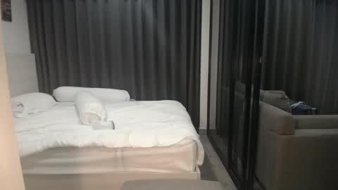 Sasha online show from April 2, 2026, 4:59 pm