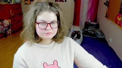 .Alexandra online show from December 13, 2025, 7:53 pm