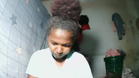 sasivia08 online show from April 10, 2026, 8:41 am