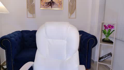 saskia litt online show from March 9, 2026, 4:16 am