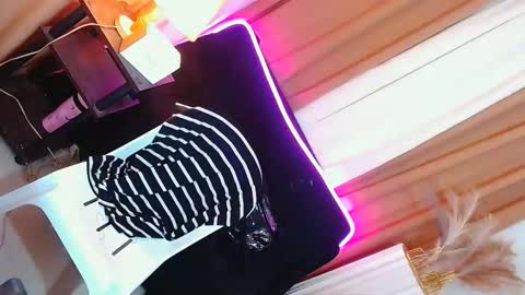 Snapshot of sassa_lilly chatting on September 26, 2025, 1:15 pm sassa_lilly online show from September 26, 2025, 1:15 pm