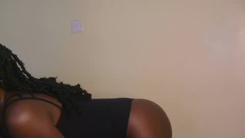 sexxy one online show from July 4, 2026, 1:12 am
