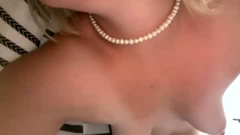 sassysquirtsmmm online show from July 11, 2026, 4:59 am
