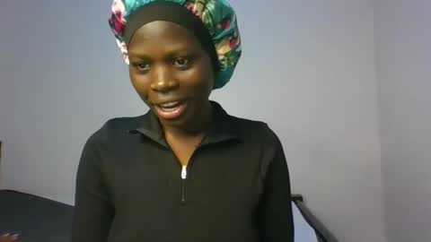 Snapshot of sassytannia chatting on March 1, 2026, 1:24 pm sassytannia online show from March 1, 2026, 1:24 pm