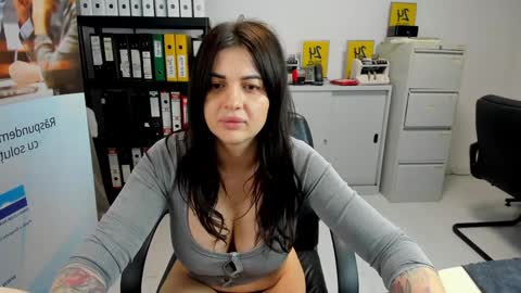 sassytiff online show from January 22, 2025, 9:10 pm