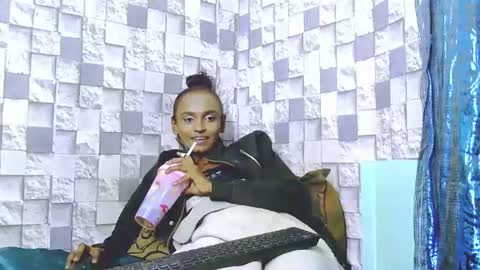 sassyxindian online show from May 15, 2026, 12:06 am