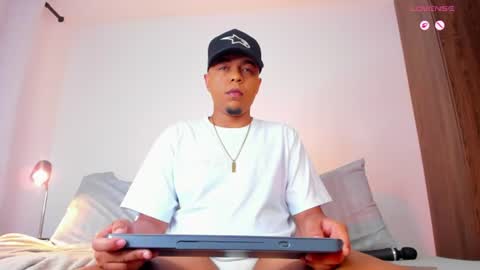 Snapshot of satanas_333 chatting on August 2, 2026, 10:30 pm online show from August 2, 2026, 10:30 pm