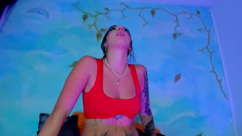 Snapshot of saturno_stone chatting on February 11, 2026, 1:10 am Saturnooo online show from February 11, 2026, 1:10 am