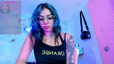 Saturnooo online show from May 21, 2026, 2:51 am