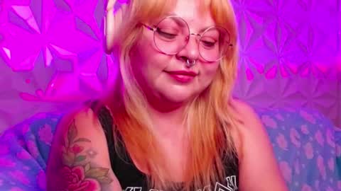 Gina George online show from September 30, 2025, 11:10 pm