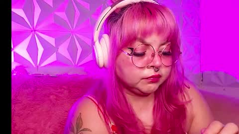 Gina George online show from February 14, 2026, 11:34 pm