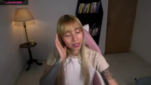 I AM JENN  online show from February 13, 2026, 3:35 am