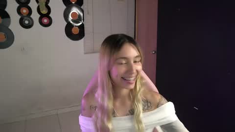 Snapshot of saucy_jenn1 chatting on July 11, 2026, 2:36 am I AM JENN online show from July 11, 2026, 2:36 am