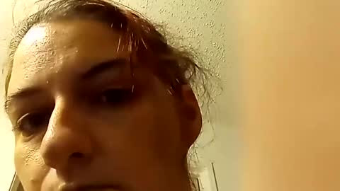 Snapshot of saucybear666 chatting on December 11, 2024, 12:02 am SnowBunny online show from December 11, 2024, 12:02 am