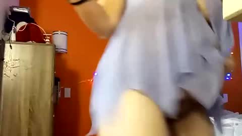 Snapshot of saucybear666 chatting on December 21, 2024, 3:03 am SnowBunny online show from December 21, 2024, 3:03 am