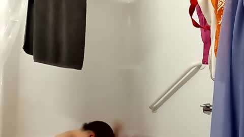 Snapshot of saucybear666 chatting on January 29, 2025, 8:40 am SnowBunny online show from January 29, 2025, 8:40 am