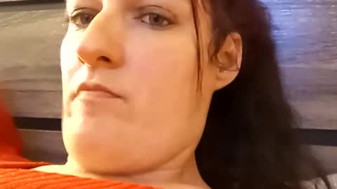 Snapshot of saucybear666 chatting on February 25, 2025, 6:03 am SnowBunny online show from February 25, 2025, 6:03 am