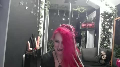 SaucySky online show from February 22, 2026, 9:02 pm