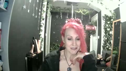 SaucySky online show from May 17, 2026, 8:38 pm