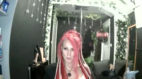 Snapshot of saucysky chatting on June 4, 2026, 11:00 pm SaucySky online show from June 4, 2026, 11:00 pm