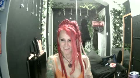Snapshot of saucysky chatting on June 28, 2026, 9:21 pm SaucySky online show from June 28, 2026, 9:21 pm