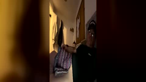 Snapshot of sausagesandwitch23 chatting on June 13, 2026, 9:57 pm Sausagesandwitch23 online show from June 13, 2026, 9:57 pm