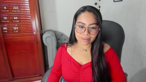 Snapshot of sava_lee chatting on December 1, 2024, 10:32 pm Sava lee online show from December 1, 2024, 10:32 pm