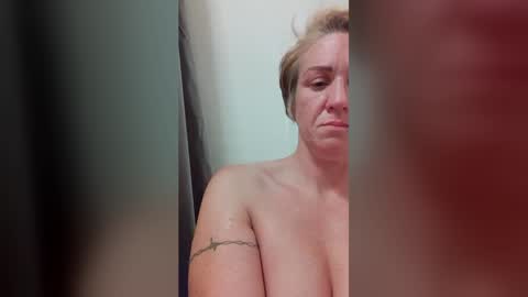 Snapshot of savage_slut69 chatting on June 18, 2026, 7:08 am Savage Slut69 online show from June 18, 2026, 7:08 am