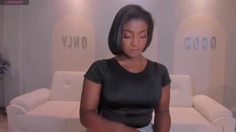 S a v a n n a h  online show from October 9, 2025, 8:40 pm