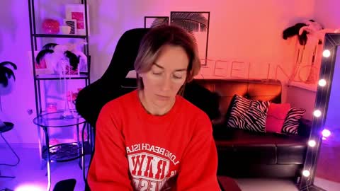 save the qween online show from December 6, 2024, 5:31 am