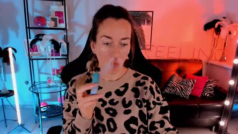 save the qween online show from December 8, 2024, 5:18 am