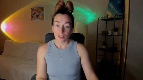 save the qween online show from November 4, 2025, 12:48 pm